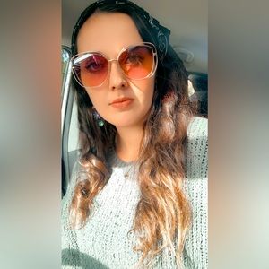 Meet your Posher, Gina